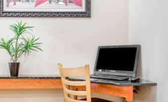 Quality Inn Ottawa Near Starved Rock State Park