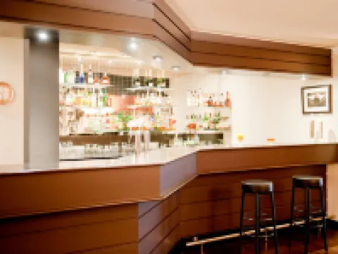 ニューホテル シャルルマーニュ ブリュッセルのホテル