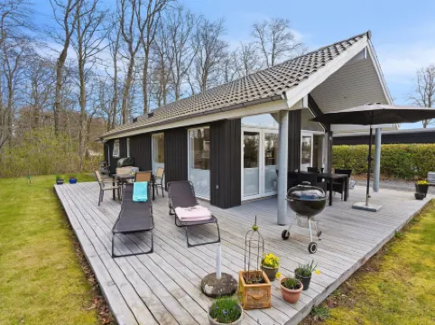 "Gunholm" - 150m from the Sea