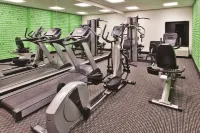 La Quinta Inn & Suites by Wyndham Charleston Riverview - Gym