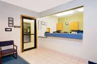 Super 8 by Wyndham Emmetsburg Hotels in Emmetsburg