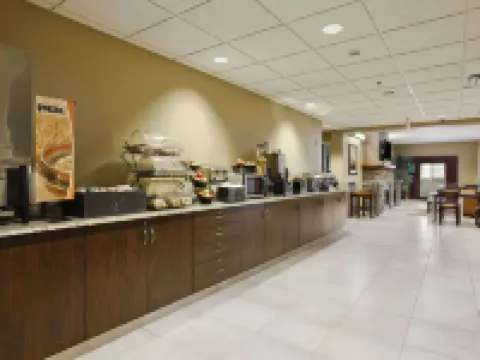 Microtel Inn & Suites by Wyndham Williston Hotels in Williston