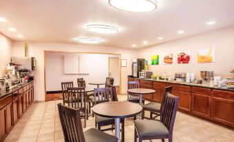 Quality Inn & Suites Vancouver