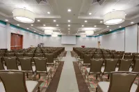 Drury Inn & Suites Charlotte Arrowood Hoteles en Charlotte