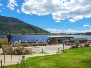 Mountain View Grand Lake Lodge Escape