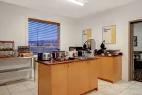 Days Inn by Wyndham Dawson Creek - Morgenmad