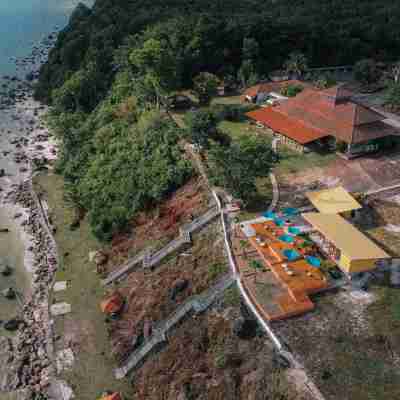 Golden Cliff Beach Resort Hotel Exterior
