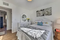 Furnished Patio! Downtown Gilbert Retreat