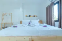 Phanomrung Hostel & Linn Chan Cafe  호텔