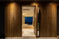 Hills Deluxe - Relaxed Luxury in Style and Serenity