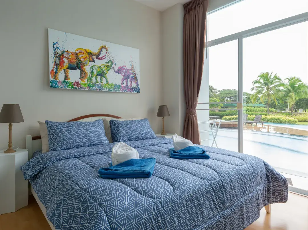 Hua Hin One Bedroom One Bathroom With Pool Access Beachfront Nice Furniture - Cha-am