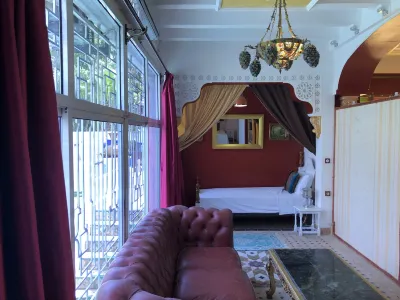 Superb Room for 5 People with Pool in Tangier