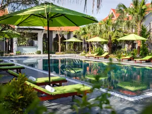 Bai Dinh Riverside Resort & Spa