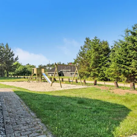 "Joona" - 12km from the Sea
