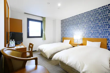 Miyakonojo City Hotel Отели рядом со станцией JR Hyuga Shonai station