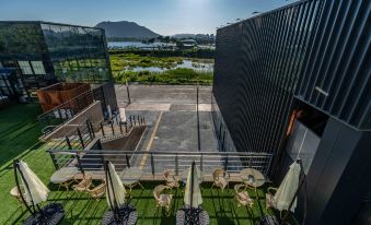 Lagobaum Hotel - Housity