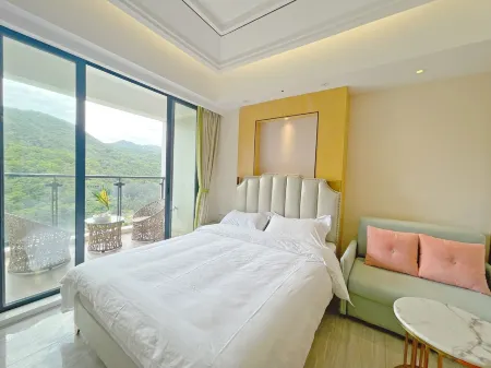 Li She Seaview Apartment Отели рядом с достопримечательностью «Qing'aowan Astronomy Square»