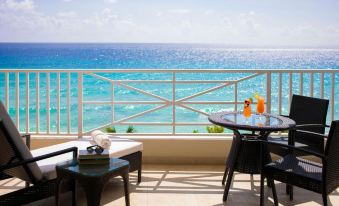O2 Beach Club & Spa All Inclusive by Ocean Hotels