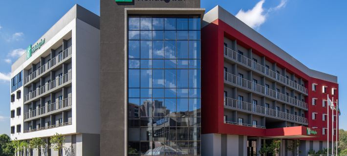 Holiday Inn NAIROBI TWO RIVERS MALL by IHG Ξενοδοχεία στην πόλη Ναϊρόμπι