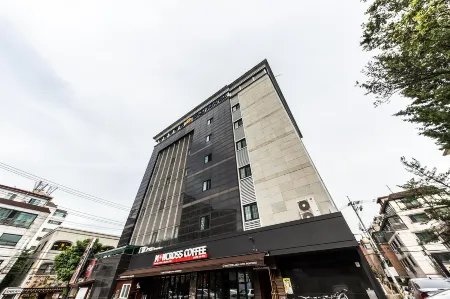 Bali Tourist Hotel