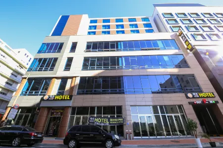 Naju Laon Palace Hotel Отели в г. Наджу