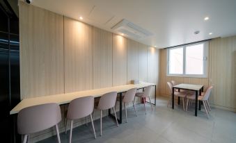 1. 울산 중구 호텔..
