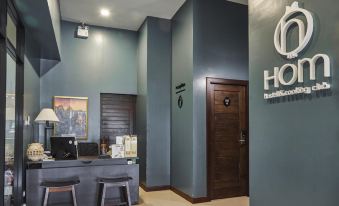 Hom Hostel & Cooking Club