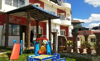 A Ooty Honey Huts