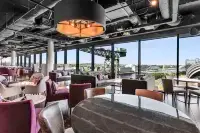 Radisson Red Glasgow