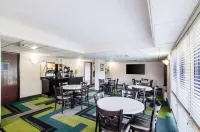 Quality Inn Near University of Mobile Hotels in Saraland