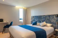 The Originals Boutique, Hôtel Porte de Dieppe Hotels in Sainte-Marguerite-sur-Mer