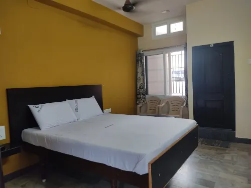 Balaji Lodge - 2-Star
