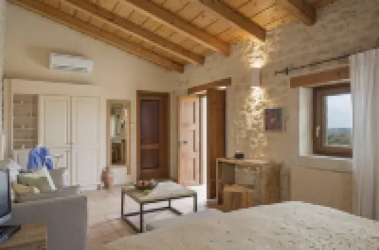 Mr & MRS Smith Kapsaliana Village Hotel