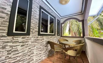 OYO 90205 Bayu Sintok Motel - Housity