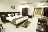 Hotel Green Apple Các khách sạn gần Gangavaram Beach