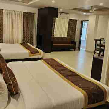 AmrutAura Rooms
