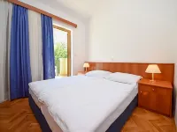 Meridiana - 3 tähden