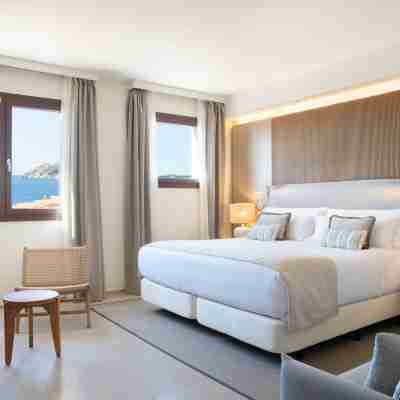 Mangia's Santa Teresa Sardinia, Curio Collection by Hilton Rooms
