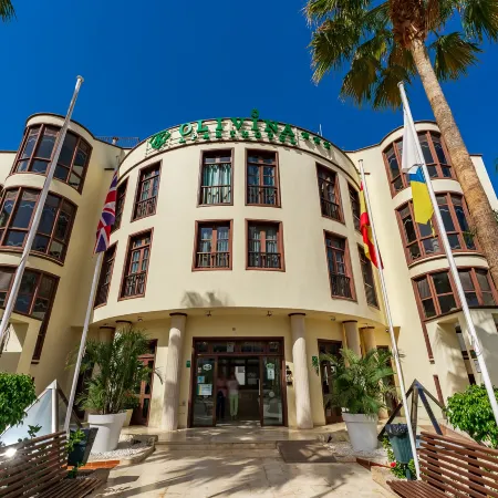 Klayman Olivina Aparthotel