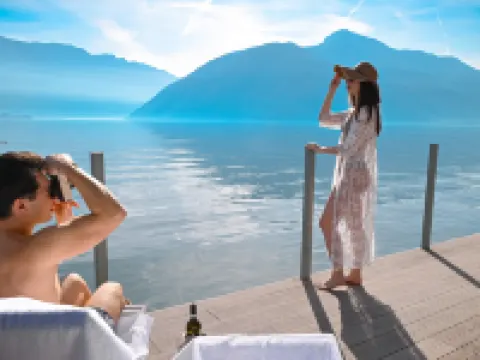 Lakeview Motta Penthouse in Melide Hotels in Melide
