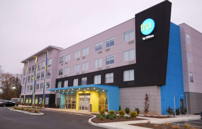 Tru by Hilton Chambersburg