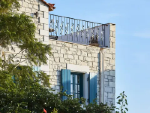 New Beautiful Complex with Villas and App, Big Pool, Stunning Views, SW Crete