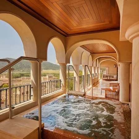 Cap Vermell Grand Hotel