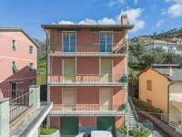 Come il Sole All'Improvviso Hotels in Moneglia