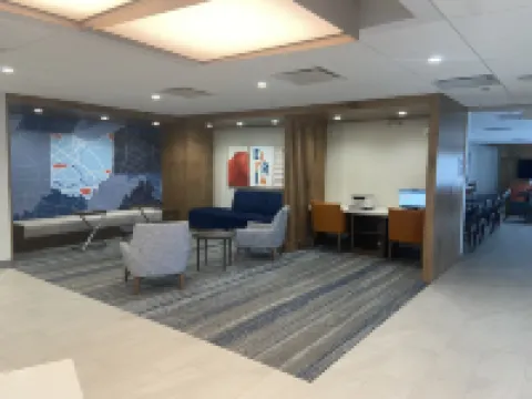 Holiday Inn Express & Suites ELYRIA by IHG Hotels in Elyria