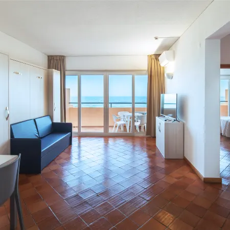 Meia Praia Lagos - Beach Club Apartments