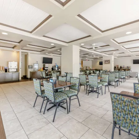 Best Western Naples Plaza Hotel
