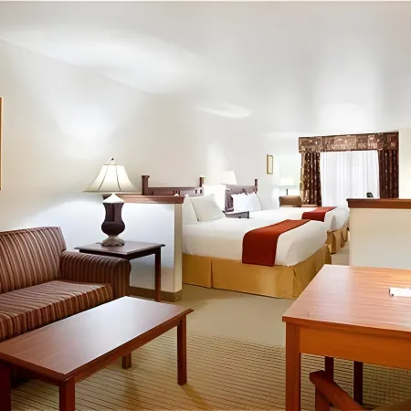 Holiday Inn Express & Suites MATTOON by IHG