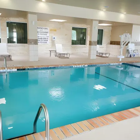 Holiday Inn Express & Suites TEMPLE - MEDICAL CENTER AREA by IHG