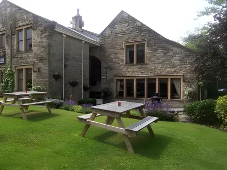 The Waltzing Weasel B&B